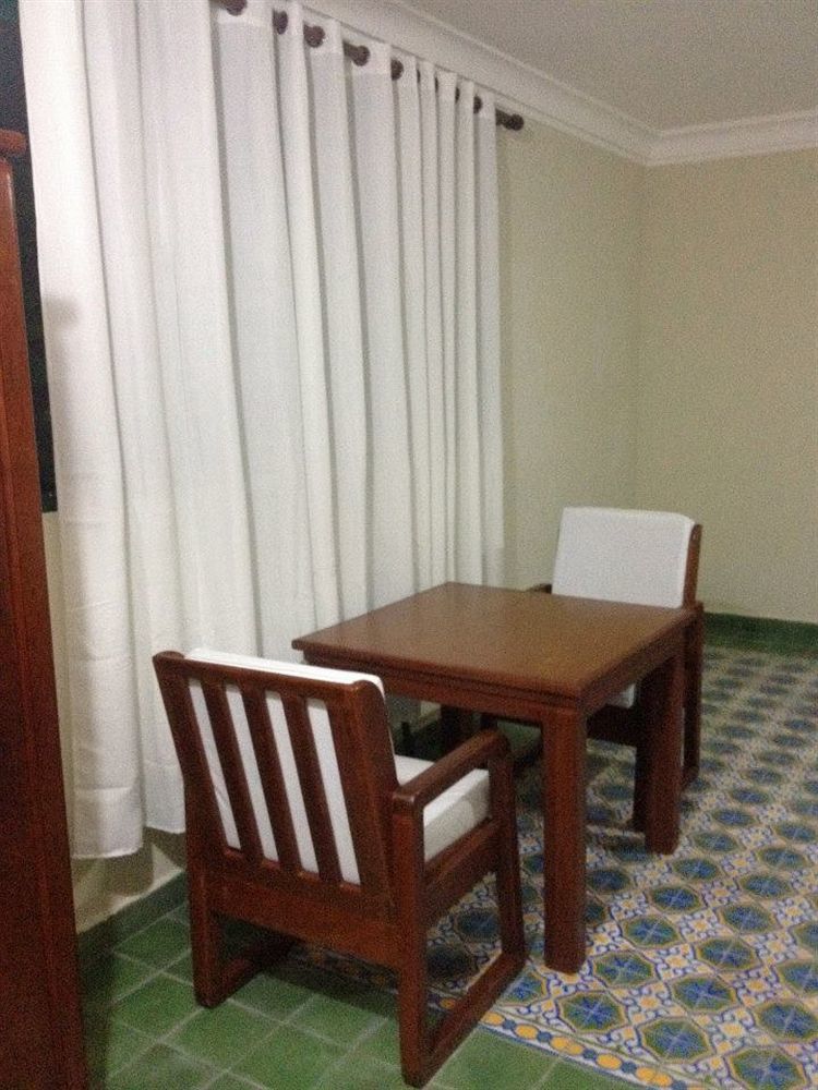 Hotel La Cretonne ليس كايس المظهر الخارجي الصورة