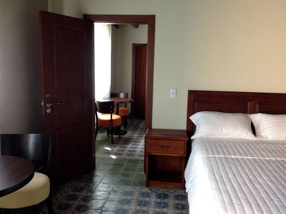 Hotel La Cretonne ليس كايس المظهر الخارجي الصورة